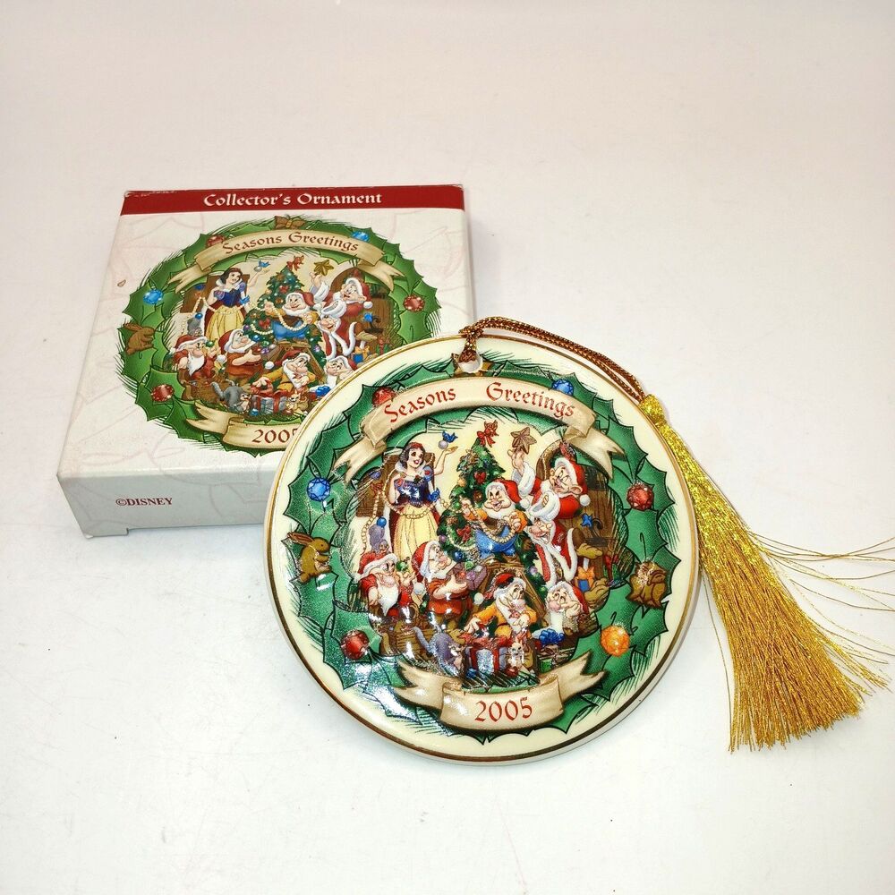 Disneyland Snow White 2005 Ceramic Christmas Ornament Through The Years Series